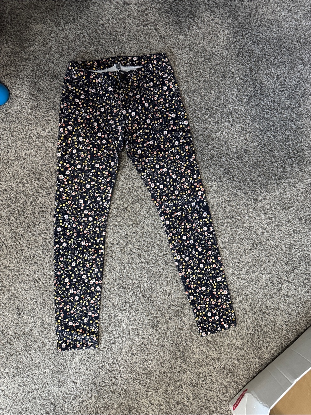 Women’s New York & Company Black Skinny Jeans w/ Multicolor Floral Print size 8